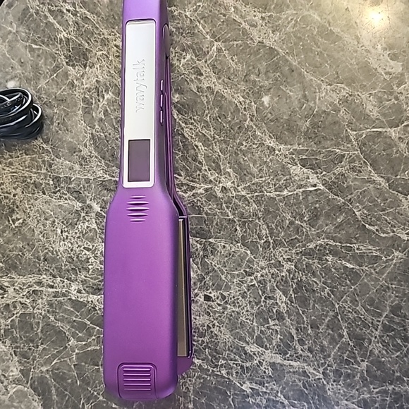 WAVYTALK Flat Iron 100% Pure Titanium Plates - Picture 1 of 9